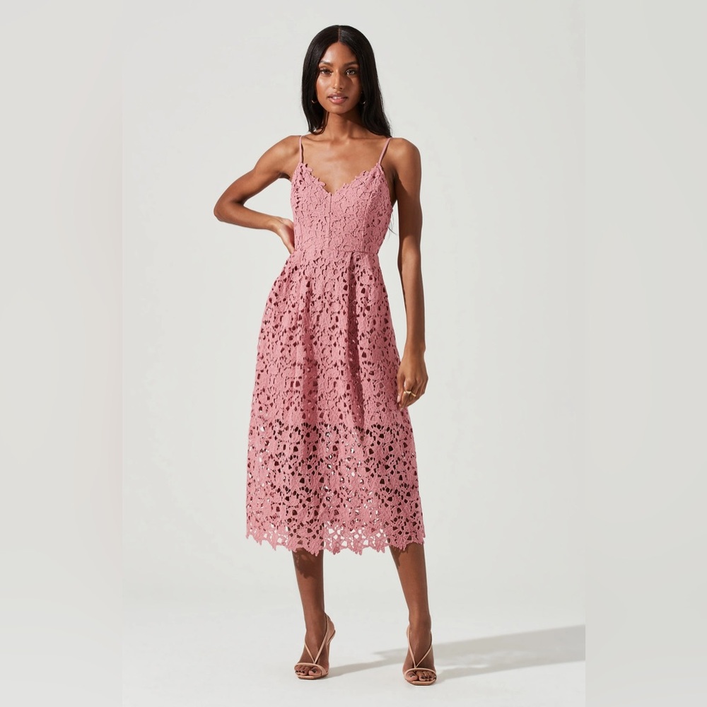 Astr The Label LACE A LINE MIDI DRESS size Large